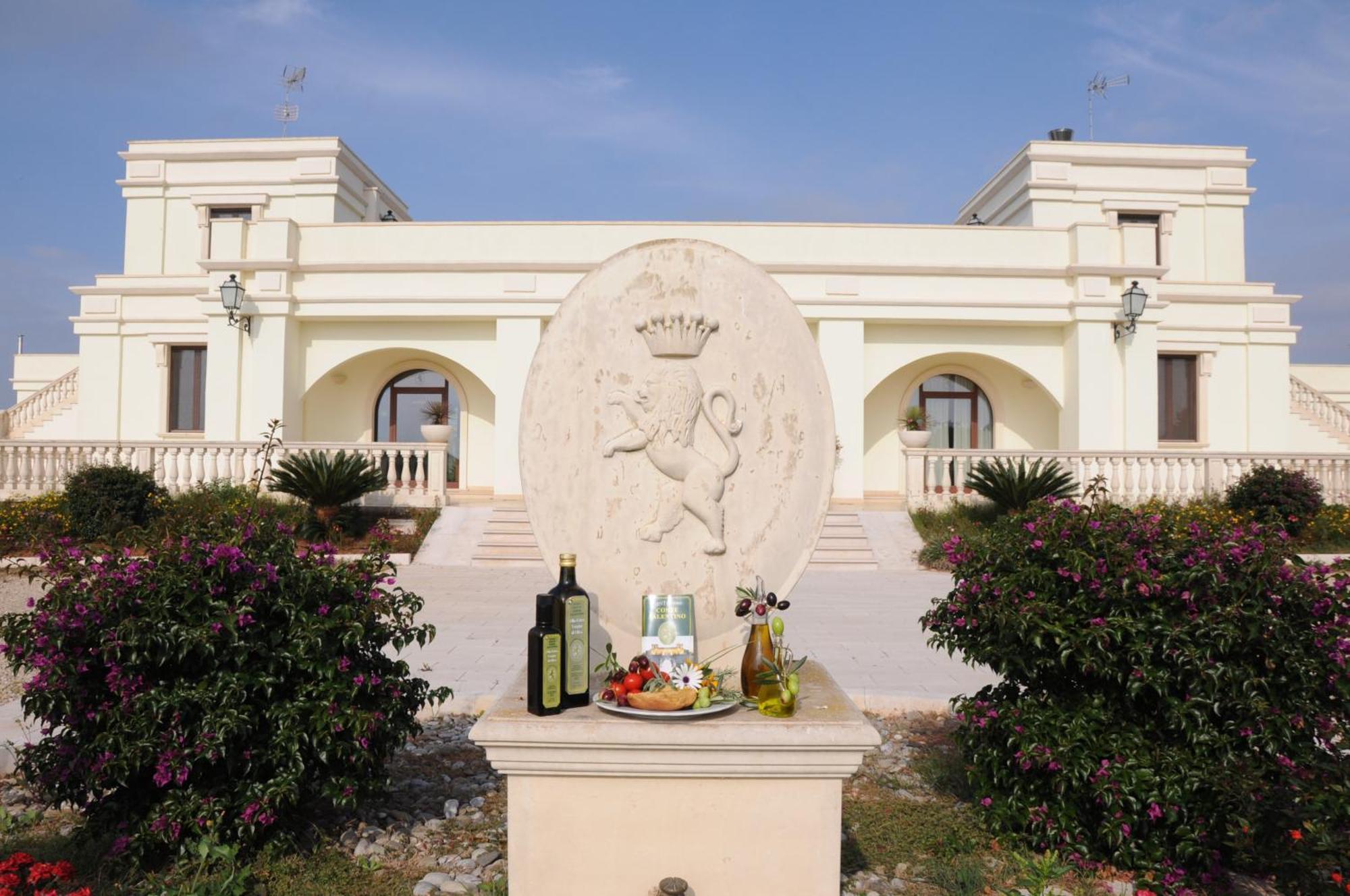 Agri Hotel Conte Salentino Sant Isidoro  Exterior photo